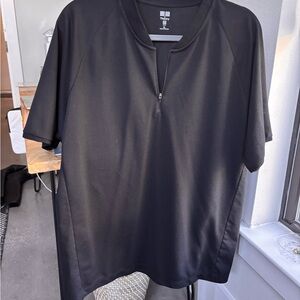 Uniqlo Men's Black Zip-Neck Short Sleeve Tee
